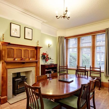 Spacious Victorian Townhouse Near Hcc With Off Street Parking Гаррогейт Екстер'єр фото